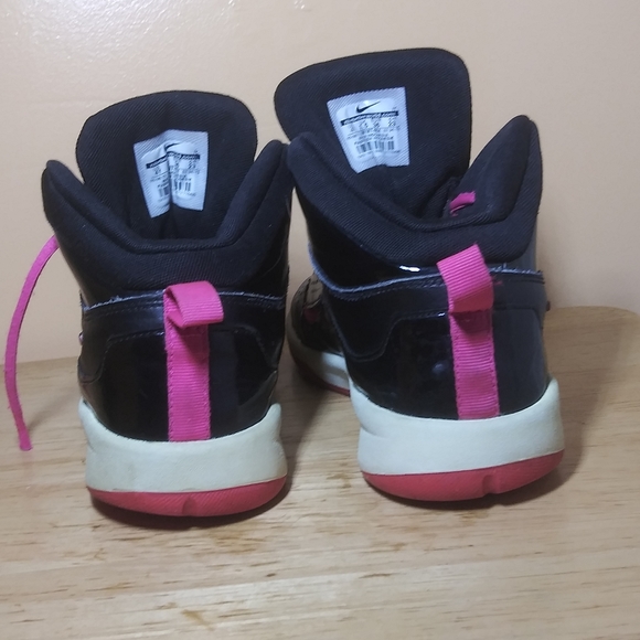 Original Nike from Mitsui Outlet Park KLIA
Shoes - Picture 6 of 6